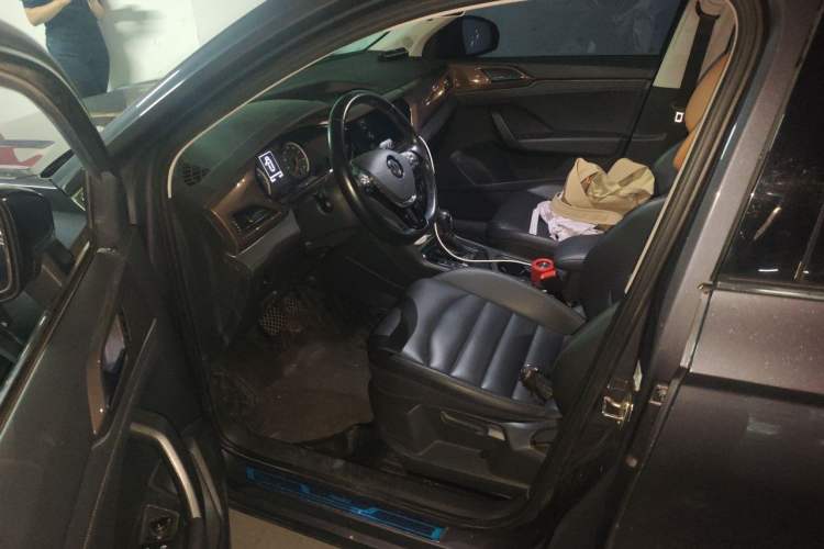 Used Volkswagen Tharu 2019 280TSI Two-Wheel Drive Luxury Version China VI Standard Left Front Seat