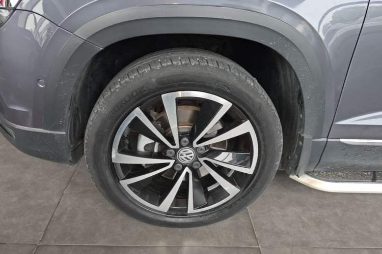 Used Volkswagen Tharu 2019 330TSI Four-Wheel Drive Flagship Model China VI Standard Left Front Wheel Hub