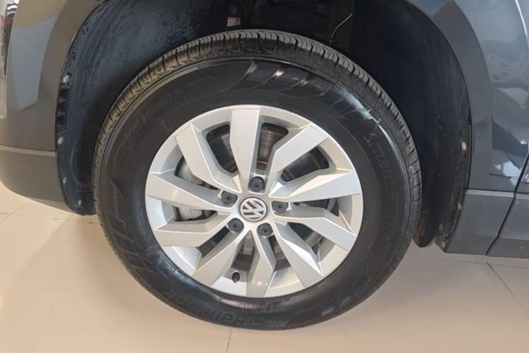 Used Volkswagen Tharu 2019 280TSI Two-Wheel Drive Trend Edition China VI Standard Left Front Wheel Hub