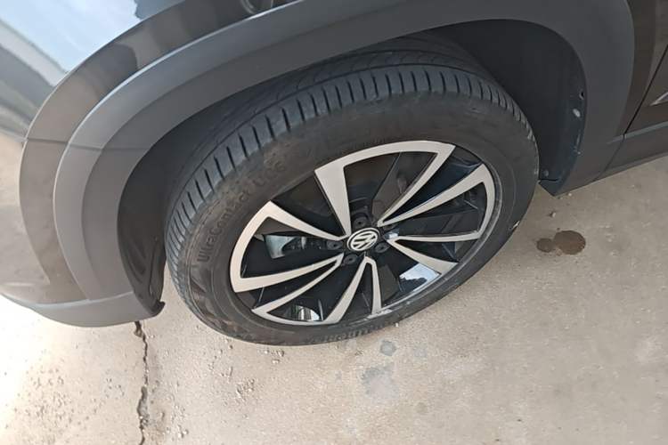 Used Volkswagen Tharu 2019 280TSI Two-Wheel Drive Luxury Edition China V Standard Left Front Wheel Hub