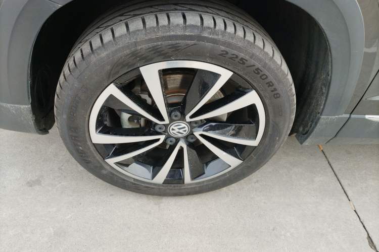 Used Volkswagen Tharu 2019 330TSI Four-Wheel Drive Flagship Model China VI Standard Left Front Wheel Hub