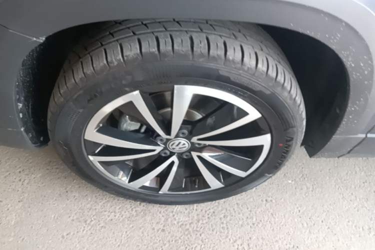 Used Volkswagen Tharu 2019 330TSI Four-Wheel Drive Flagship Model China VI Standard Left Front Wheel Hub