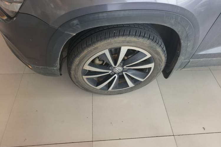 Used Volkswagen Tharu 2019 280TSI Two-Wheel Drive Luxury Version China VI Standard Left Front Wheel Hub