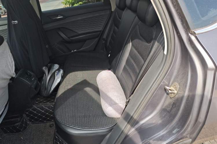Used Volkswagen Tharu 2019 280TSI Two-Wheel Drive Trend Edition China VI Standard Left Rear Seat