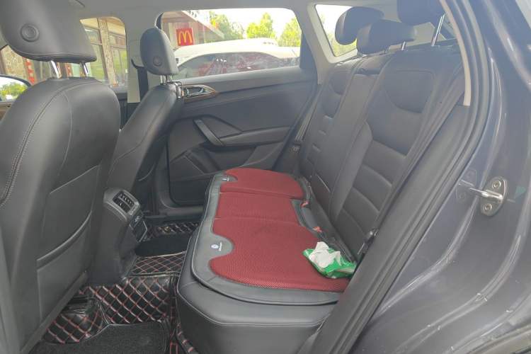 Used Volkswagen Tharu 2019 280TSI Two-Wheel Drive Comfort Edition China VI Standard Left Rear Seat