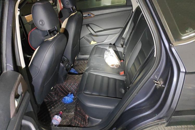 Used Volkswagen Tharu 2019 280TSI Two-Wheel Drive Luxury Version China VI Standard Left Rear Seat