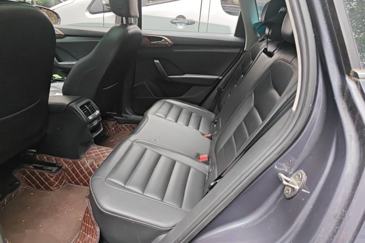 Used Volkswagen Tharu 2019 280TSI Two-Wheel Drive Luxury Edition China V Standard Left Rear Seat