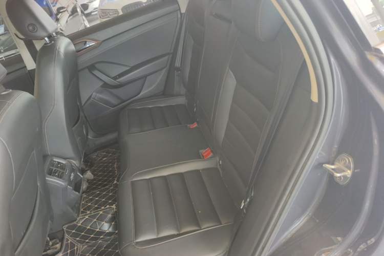 Used Volkswagen Tharu 2019 280TSI Two-Wheel Drive Luxury Version China VI Standard Left Rear Seat