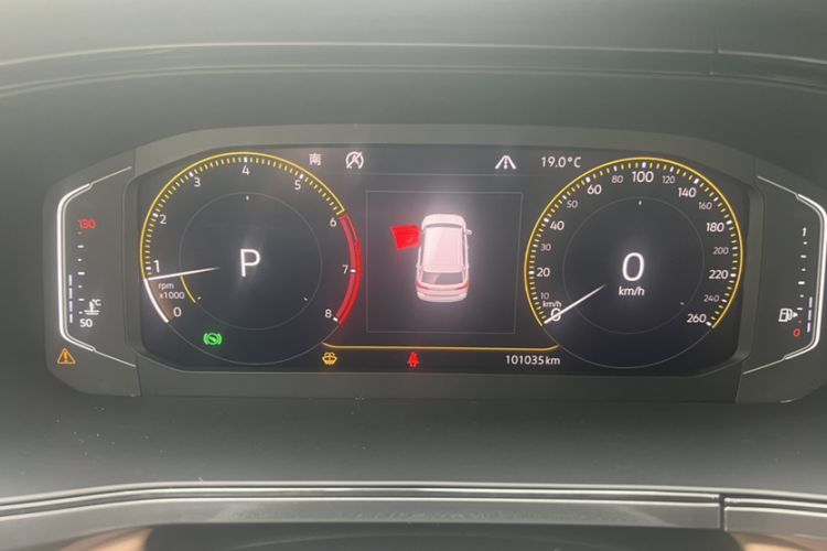 Used Volkswagen Tharu 2019 330TSI Four-Wheel Drive Flagship Model China VI Standard Odometer Close Up