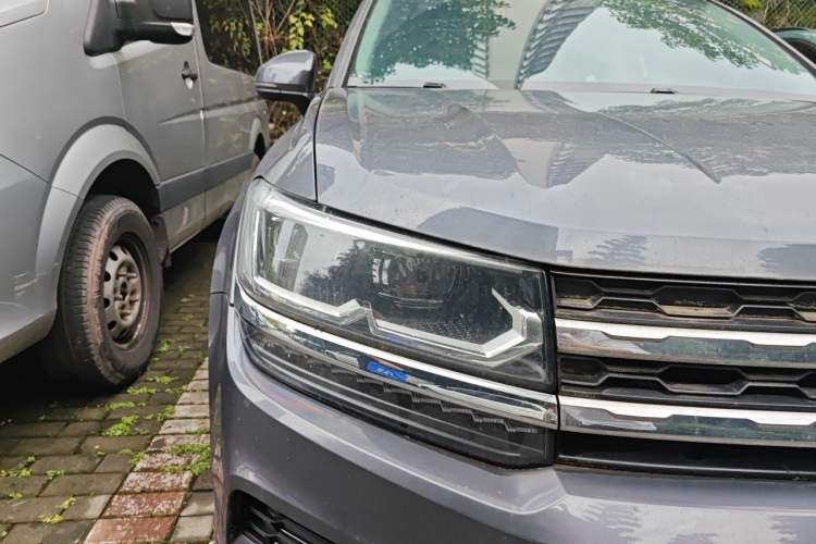 Used Volkswagen Tharu 2019 280TSI Two-Wheel Drive Luxury Edition China V Standard Right Front Headlight