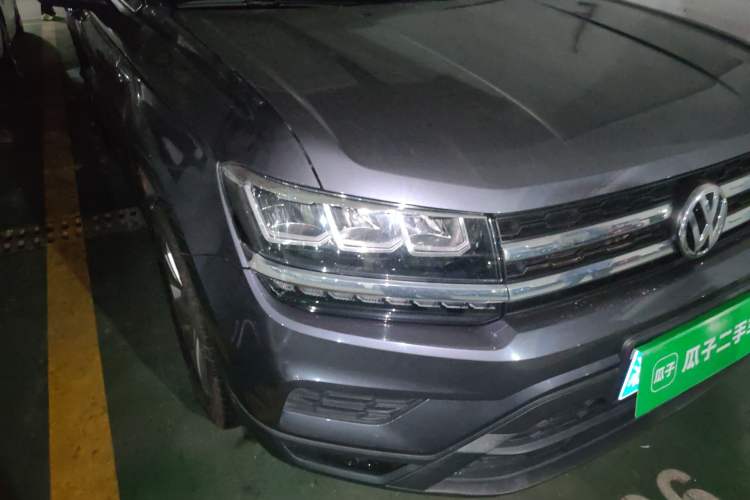 Used Volkswagen Tharu 2019 280TSI Two-Wheel Drive Comfort Edition China VI Standard Right Front Headlight