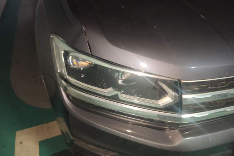 Used Volkswagen Tharu 2019 280TSI Two-Wheel Drive Luxury Version China VI Standard Right Front Headlight