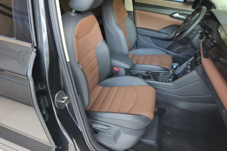Used Volkswagen Tharu 2019 280TSI Two-Wheel Drive Flagship Edition China V Standard Right Front Seat