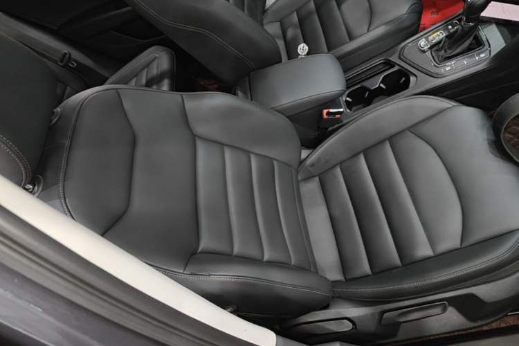 Used Volkswagen Tharu 2019 280TSI Two-Wheel Drive Luxury Version China VI Standard Right Front Seat
