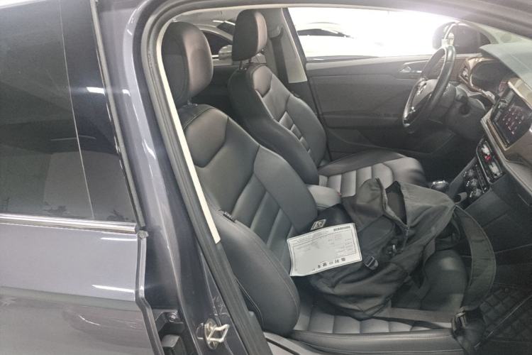 Used Volkswagen Tharu 2019 280TSI Two-Wheel Drive Luxury Version China VI Standard Right Front Seat