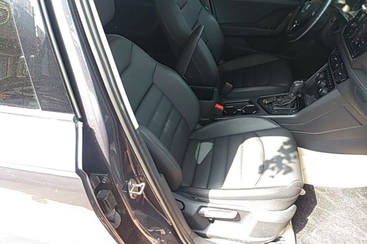 Used Volkswagen Tharu 2019 280TSI Two-Wheel Drive Luxury Version China VI Standard Right Front Seat