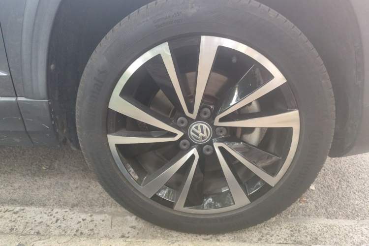 Used Volkswagen Tharu 2019 280TSI Two-Wheel Drive Flagship Version China VI Standard Right Front Wheel Hub