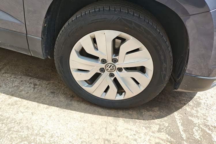 Used Volkswagen Tharu 2019 280TSI Two-Wheel Drive Comfort Edition China V Standard Right Front Wheel Hub