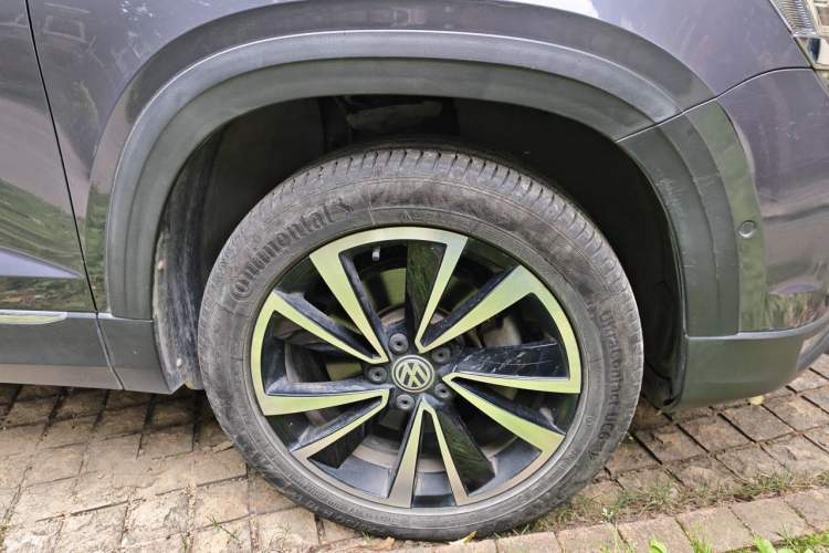 Used Volkswagen Tharu 2019 330TSI Four-Wheel Drive Flagship Model China VI Standard Right Front Wheel Hub