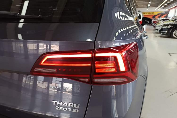 Used Volkswagen Tharu 2019 280TSI Two-Wheel Drive Flagship Edition China V Standard Right Rear Taillight