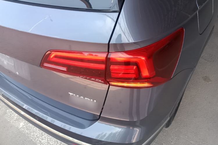Used Volkswagen Tharu 2019 330TSI Four-Wheel Drive Flagship Model China VI Standard Right Rear Taillight