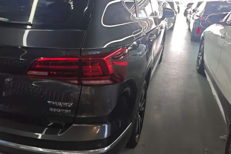 Used Volkswagen Tharu 2019 280TSI Two-Wheel Drive Flagship Version China VI Standard Right Rear Taillight