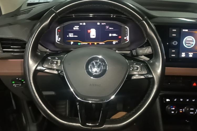 Used Volkswagen Tharu 2019 330TSI Four-Wheel Drive Flagship Model China VI Standard Steering Wheel