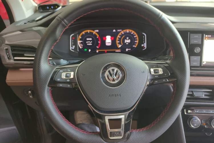 Used Volkswagen Tharu 2019 280TSI Two-Wheel Drive Flagship Edition China V Standard Steering Wheel
