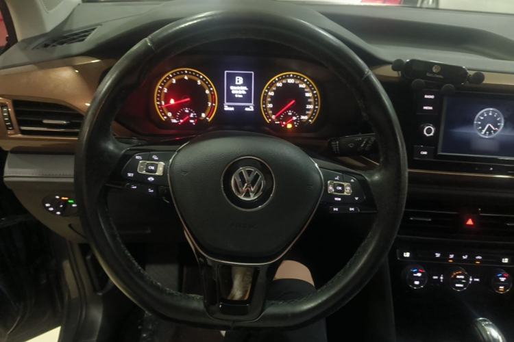 Used Volkswagen Tharu 2019 280TSI Two-Wheel Drive Comfort Edition China VI Standard Steering Wheel