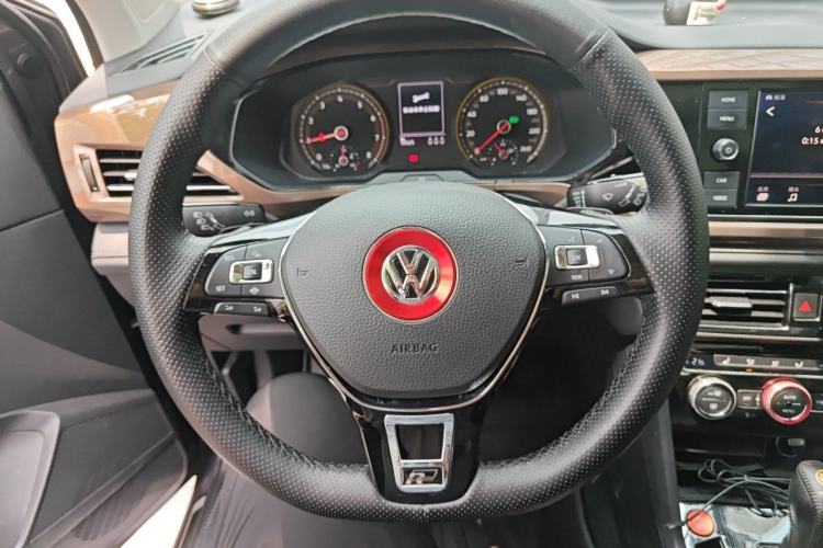 Used Volkswagen Tharu 2019 330TSI Four-Wheel Drive Luxury Edition China VI Standard Steering Wheel