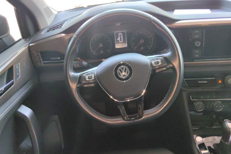 Used Volkswagen Tharu 2019 280TSI Two-Wheel Drive Luxury Edition China V Standard Steering Wheel