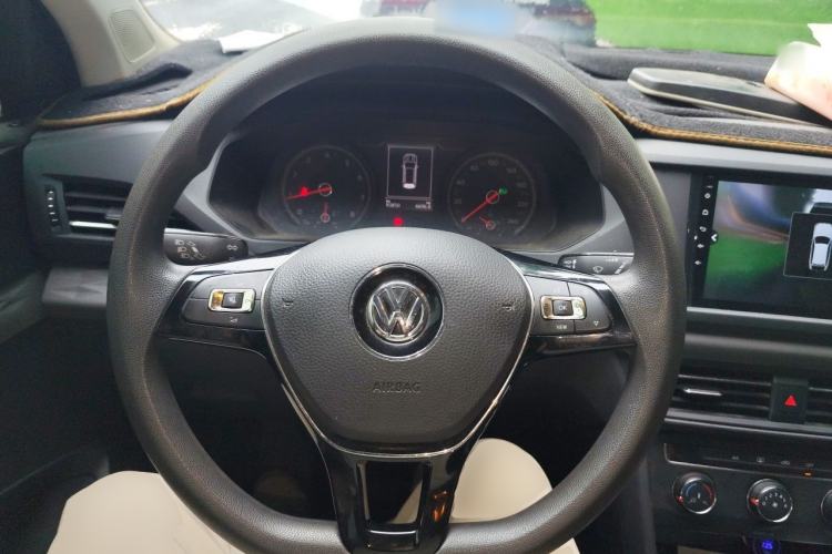 Used Volkswagen Tharu 2019 280TSI Two-Wheel Drive Trend Edition China VI Standard Steering Wheel
