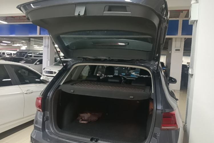 Used Volkswagen Tharu 2019 330TSI Four-Wheel Drive Flagship Model China VI Standard Trunk