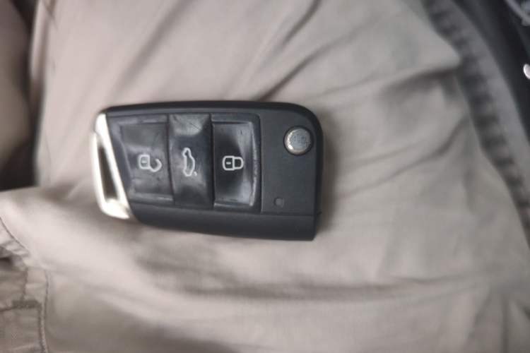 Used Volkswagen Tharu 2019 280TSI Two-Wheel Drive Flagship Version China VI Standard Vehicle Key
