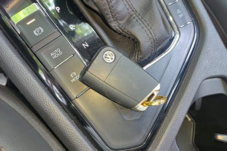 Used Volkswagen Tharu 2019 280TSI Two-Wheel Drive Luxury Version China VI Standard Vehicle Key