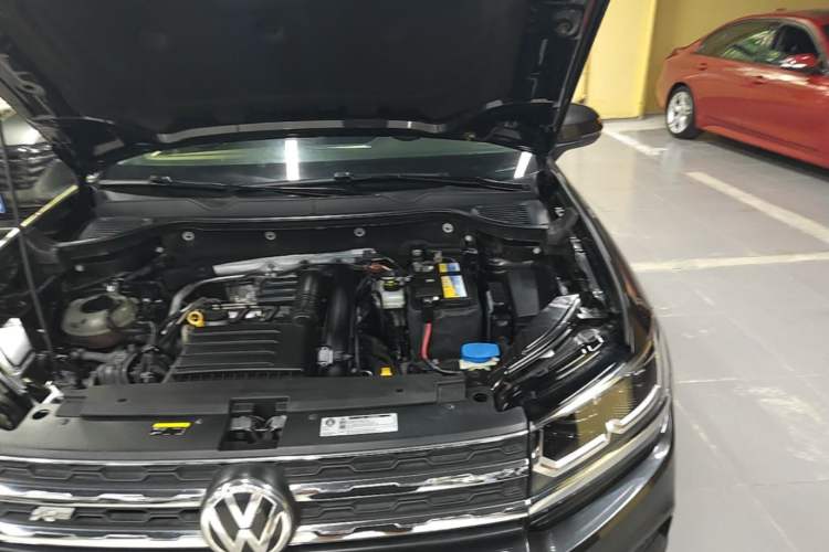Used Volkswagen Tharu 2019 280TSI Two-Wheel Drive Flagship Edition China V Standard Engine Bay Left