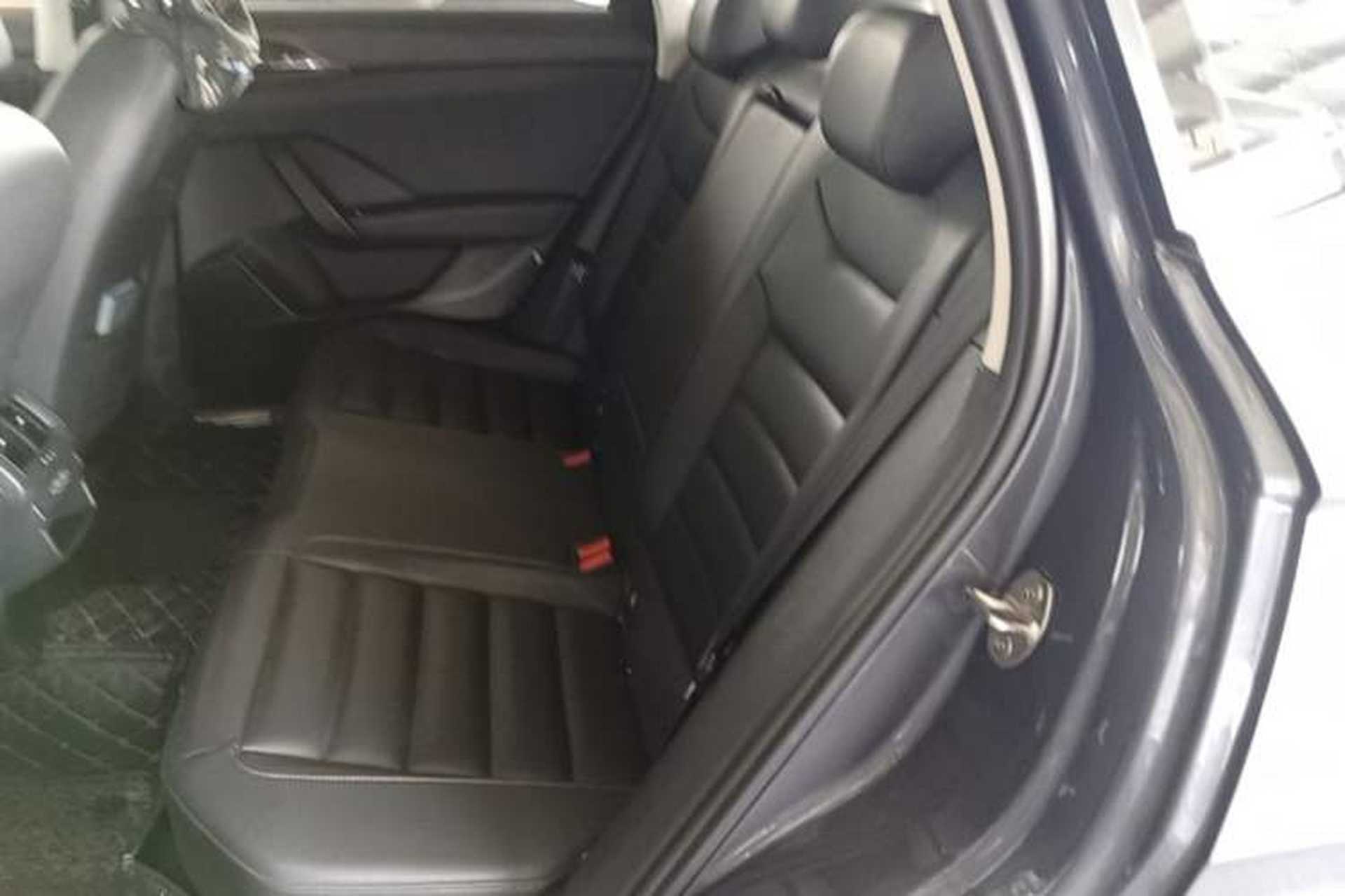 Used Volkswagen Tharu 2019 330TSI Four-Wheel Drive Luxury Edition China VI Standard Left Rear Seat