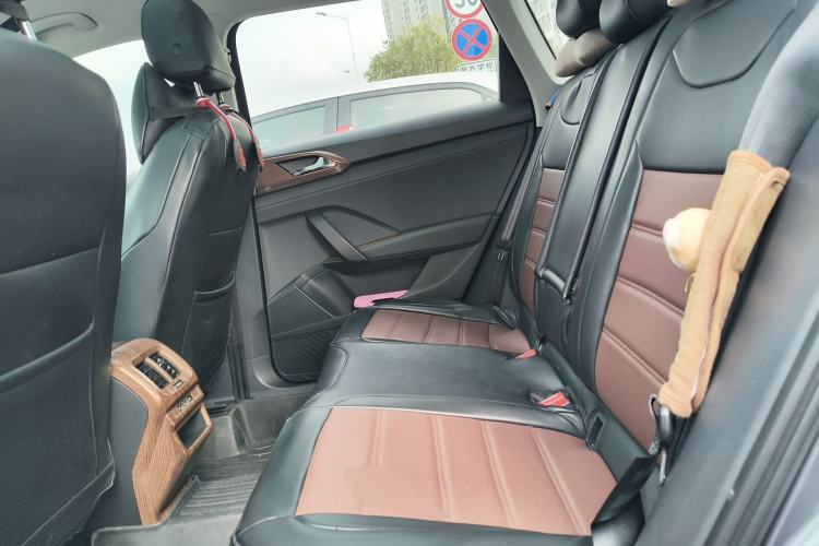 Used Volkswagen Tharu 2019 330TSI Four-Wheel Drive Luxury Edition China VI Standard Left Rear Seat