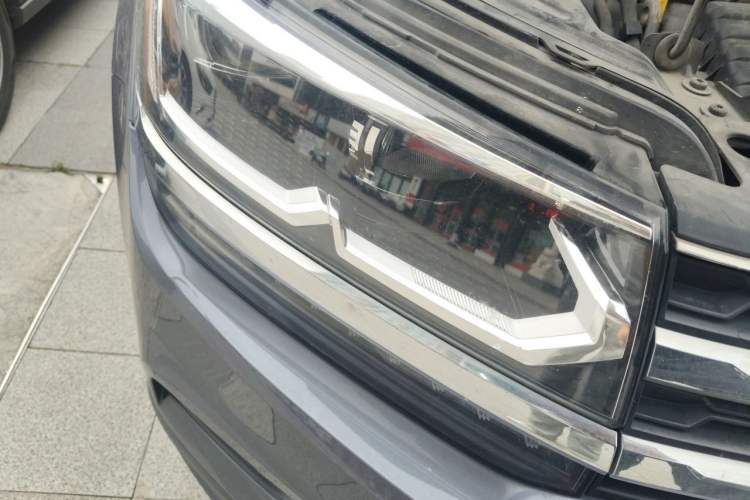 Used Volkswagen Tharu 2019 280TSI Two-Wheel Drive Flagship Version China VI Standard Right Front Headlight