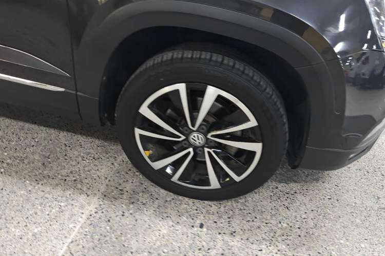 Used Volkswagen Tharu 2019 280TSI Two-Wheel Drive Flagship Edition China V Standard Right Front Wheel Hub
