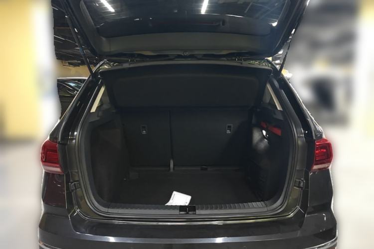 Used Volkswagen Tharu 2019 280TSI Two-Wheel Drive Flagship Edition China V Standard Trunk