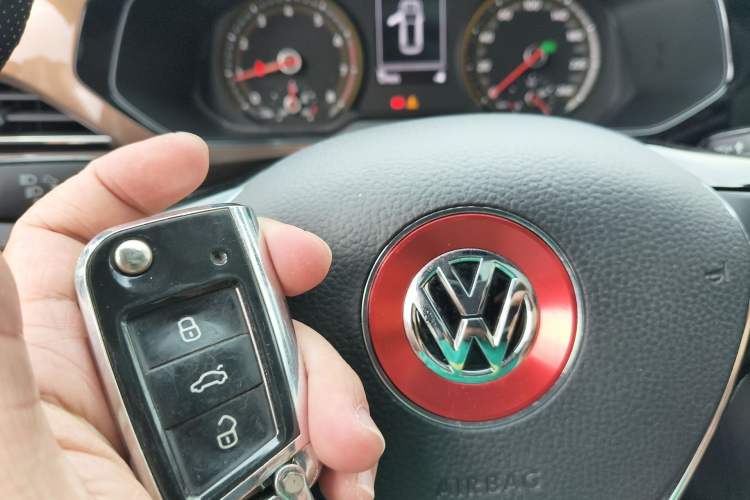 Used Volkswagen Tharu 2019 330TSI Four-Wheel Drive Luxury Edition China VI Standard Vehicle Key