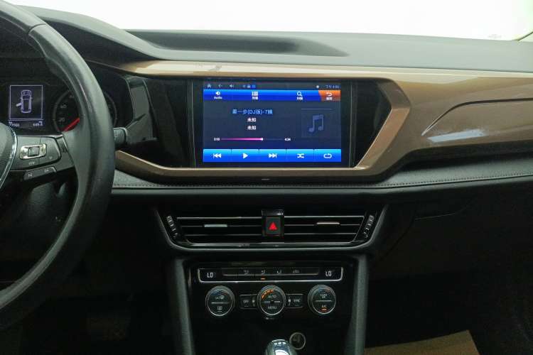 Used Volkswagen Tharu 2019 280TSI Two-Wheel Drive Comfort Edition China V Standard Audio And AC Panel