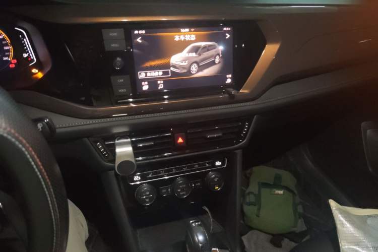 Used Volkswagen Tharu 2019 280TSI Two-Wheel Drive Flagship Version China VI Standard Audio And AC Panel