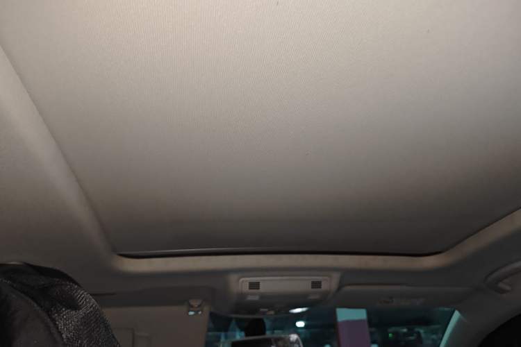 Used Volkswagen Tharu 2019 330TSI Four-Wheel Drive Luxury Edition China VI Standard Headliner
