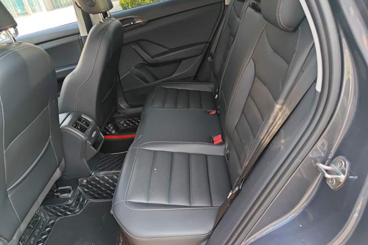Used Volkswagen Tharu 2019 330TSI Four-Wheel Drive Flagship Model China VI Standard Left Rear Seat