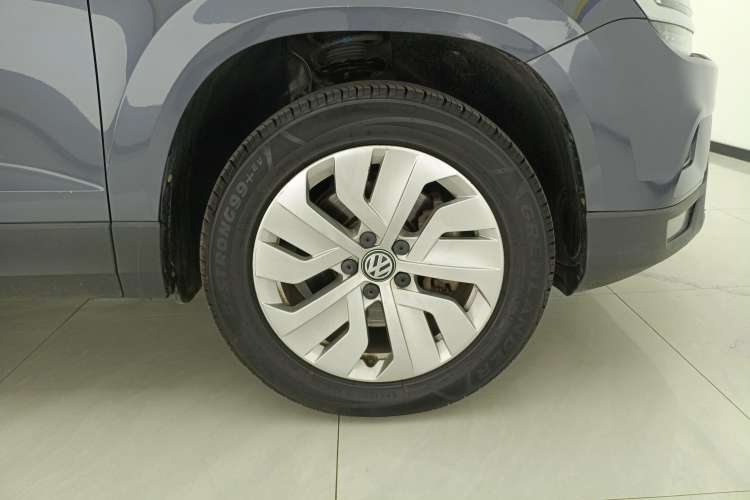 Used Volkswagen Tharu 2019 280TSI Two-Wheel Drive Comfort Edition China V Standard Left Rear Wheel Hub