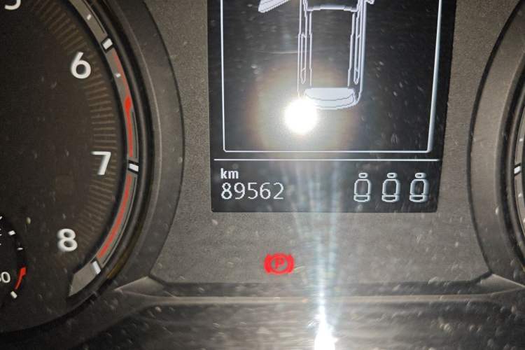 Used Volkswagen Tharu 2019 330TSI Four-Wheel Drive Luxury Edition China VI Standard Odometer Close Up