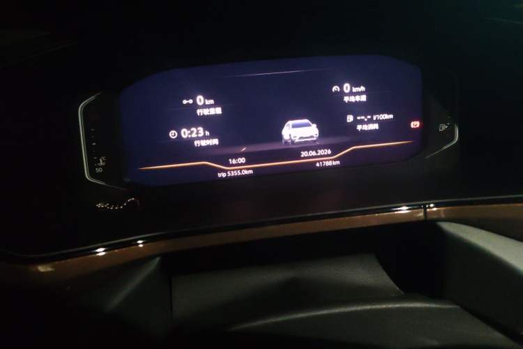 Used Volkswagen Tharu 2019 280TSI Two-Wheel Drive Flagship Version China VI Standard Odometer Close Up