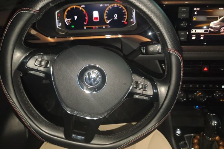 Used Volkswagen Tharu 2019 280TSI Two-Wheel Drive Flagship Version China VI Standard Steering Wheel
